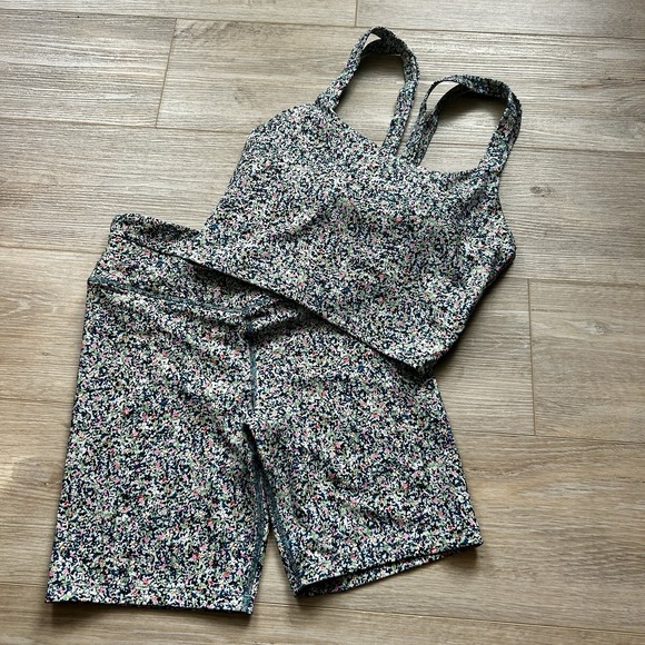 SAGE Collective multicolor ditzy floral‎ sports bra bike short yoga set Size M - Picture 2 of 16